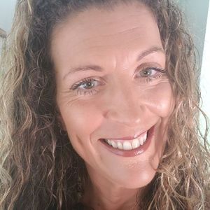 Meet your Posher, Brook